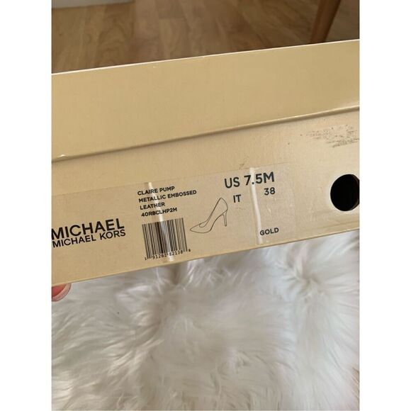 Michael Kors Claire Pumps gold Metallic Leather (Size 7.5 M / used) - Picture 8 of 10